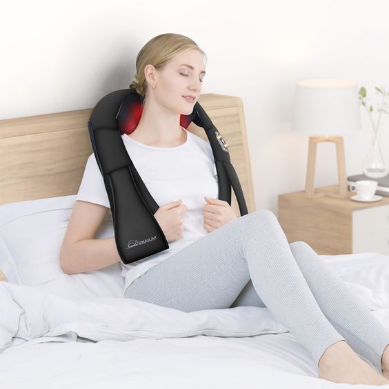 Masajeador eléctrico SHIATSU para hombros y cuello.